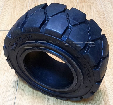 Шина суперэластик 200/50-10 (с замком) Basic Line